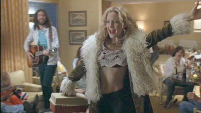 Penny Lane (Kate Hudson) - Almost Famous Almost Famous Penny Lane, Famous Outfits, Famous Movies, I'm With The Band, Movie Fashion, Penny Lane, Kate Hudson, Almost Famous, New Energy