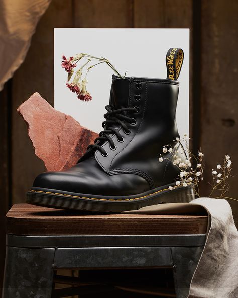 Boot Photography Ideas, Shoes Still Life Photography, Boots Still Life Photography, Boot Photography, Boots Editorial Photography, Product Still Life, Shoes Editorial, Shoes Fashion Photography, Photo Class