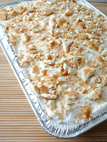 Banana Pudding Poke Cake Banana Pudding Sheet Cake, Pudding Cake Desserts, Desserts Banana, Puding Pisang, Banana Pudding Poke Cake, Pudding Poke Cake, Banana Pudding Cake, Cake Banana, Poke Cake Recipes