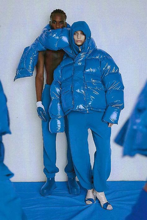 Jackets Oversized, Entire Studios, Celebrity Style Icons, Robes Vintage, Blue Puffer, Baddie Fits, Fashion Couture, Human Form, Futuristic Fashion