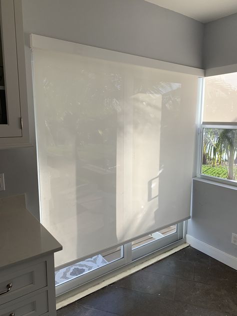 Screen 3% Roller Shades with Flat Cassette Track by Elite Decor Miami Roller Blinds Sliding Glass Door, Roller Shades Bedroom, Curtains Contemporary, Roller Shades Living Room, Cortinas Roller, Patio Door Blinds, Cortina Roller, Sliding Door Curtains, Modern Room Divider