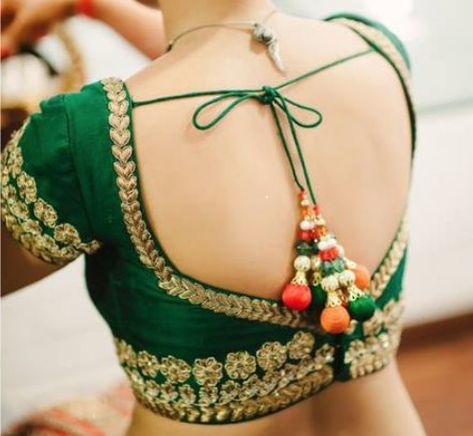 Deep neck blouse designs3 Deep Neck Blouse, Sari Design, Choli Blouse, Backless Blouse Designs, Blouse Back Neck Designs, Blouse Design Images, Blouse Back, Sari Blouse Designs, Blouse Designs Indian