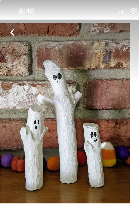 Halloween Wood Crafts, Lawrence Ks, Easy Halloween Decorations, Diy Halloween Decor, Adornos Halloween, Halloween Crafts Decorations, Homemade Halloween, Fall Halloween Crafts, Halloween Diy Crafts