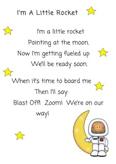 I'm a Little Rocket (sung to tune of I'm a Little Teapot) free printable (PDF here: https://docs.google.com/file/d/0B18BYdClXdY-enhzMEtiYTJSUVNVaEFia3BtQmZyUQ/edit) Space Lesson Plans, Moon Books, Preschool Poems, Space Theme Preschool, Space Lessons, Space Preschool, Circle Time Songs, Sistem Solar, Space Unit