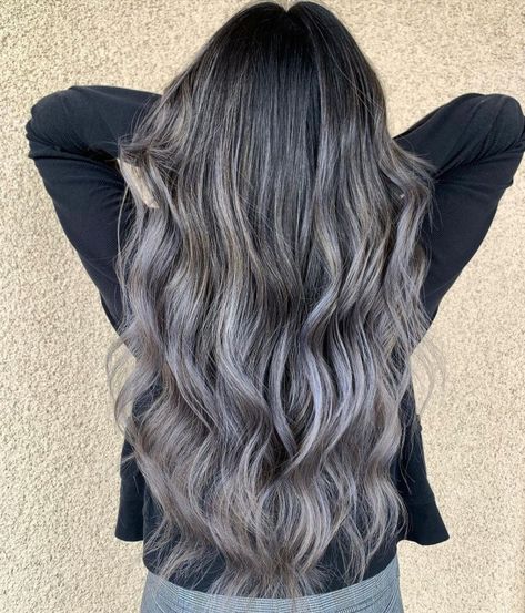 Black Hair with Gray Balayage Grey Hair Black Roots, Black Hair With Grey Highlights, Highlights For Gray Hair, Gray Highlights Brown Hair, Wrinkles Remedies, Grey Blending, Gray Blending, Gray Highlights, Platinum Hair Color