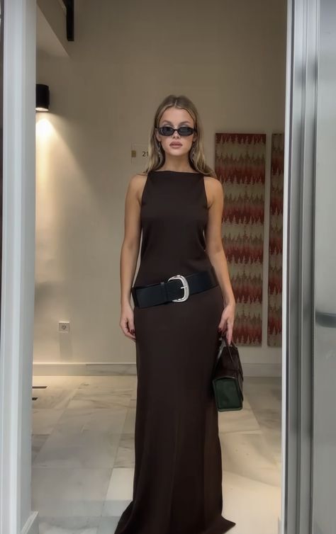 Brown Dresses Outfit, Long Brown Dress, Chunky Belt, Autumn Fits, Fashion Mistakes, Going Out Outfits, Mode Streetwear, Brown Dress, 10 Pounds