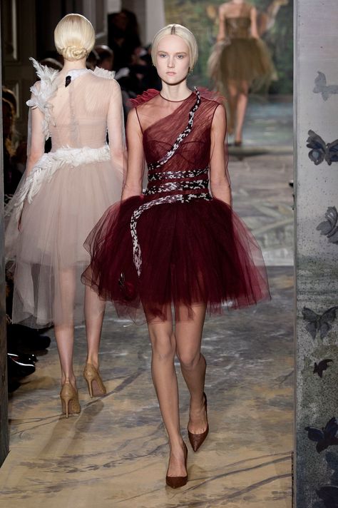 Valentino Haute Couture Spring 2014 2014 Couture, Couture 2014, Tulle Dresses, London Fashion Weeks, Valentino Haute Couture, Collection Couture, Valentino Couture, Fashion Week Spring 2014, Project Runway