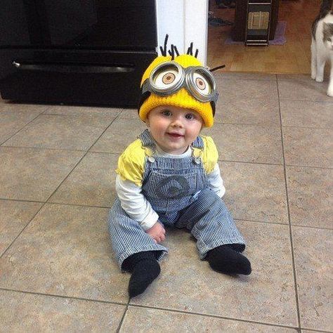 Baby Minion Costume, Diy Minion Costume, Minion Beanie, Halloween Fantasia, Minion Costume, Minion Baby, Diy Minions, Minions Fans, Minion Costumes