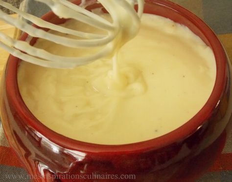 Bechamel Sauce Easy, Curry Dip, Alfredo Sauce Recipe Easy, Sauce Cocktail, Sauce Béchamel, Alfredo Sauce Recipe, Pasta Carbonara, Marinade Sauce, Bechamel Sauce