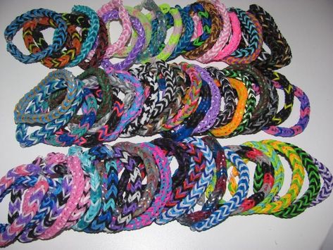 Rainbow Loom Easy, Perler Bead Creations, Rubber Band Design, Loom Bands Designs, Loom Bands Tutorial, Loom Band Patterns, Rainbow Loom Bracelets Easy, Loom Band Bracelets, Rainbow Loom Rubber Bands