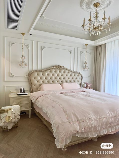 Big Coquette Bedroom, Royal Room Ideas, Royal Room Aesthetic, Headboard For Bed, Beds Double, Beautiful Bed Designs, Blush Bedroom, Double Headboard, White Coquette