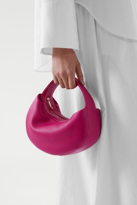 Magenta Bag, Street Style Bags, Mini Handbag, Round Bag, Pretty Bags, Mini Handbags, Clutch Bags, Cute Bags, Women's Bags