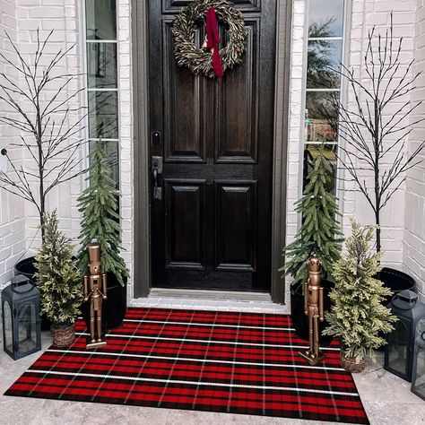 PRICES MAY VARY. ✅【PREMIUM QUALITY】This buffalo plaid rug is made of high-quality cotton, thick and durable designed for a long-lasting life, and great for everyday use. ✅【CLASSIC DESIGN】The black and white rug offers casual elegance in the form of a classic plaid pattern, Giving your home a warm and cozy vibe. ✅【MULTIPURPOSE USE】Black and White Plaid rug Can be used as a front door mat, bathroom rug, laundry room rug, porch mat, welcome mat, kitchen rug, apartment rug, area rug, entryway rug, s Small Porch Decor, Winter Front Porch Decor, Front Porch Mat, Layering Rug, Rug Layering, Plaid Area Rug, Front Door Rugs, Porch Mat, Buffalo Plaid Christmas Decor