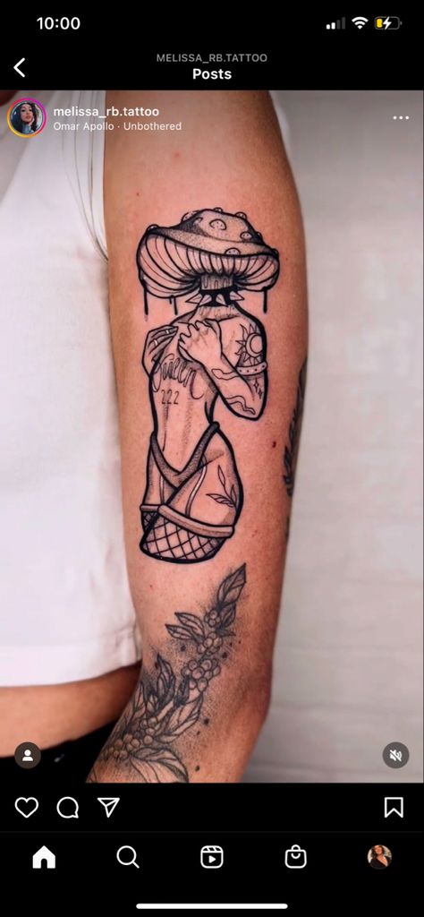 Hongo Tattoo, Tattoo Mushroom, Corset Tattoo, Pixie Tattoo, Cute Thigh Tattoos, Pin Up Girl Tattoo, Armband Tattoos, Mushroom Tattoos, Scary Tattoos