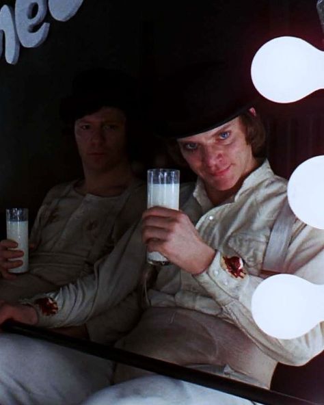 1970s Daily on Instagram: “Cheers! #clockworkorange 1971 🎬” Clockwork Orange Costume, Clockwork Orange Film, Alex Delarge, A Clockwork Orange, Clockwork Orange, Stanley Kubrick, Great Films, Sci Fi Movies, Film Serie