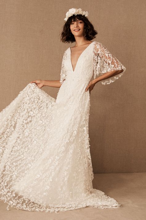 Say Hello to BHLDN's Spring 2020 Wedding Dresses | Junebug Weddings Bhldn Wedding Dress, Bhldn Wedding, Woodsy Wedding, 2020 Wedding Dresses, Bridal Ideas, White Wedding Dress, Jenny Yoo, Wedding Dresses Photos, Bohemian Bride