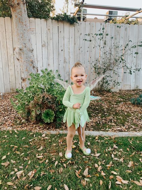 Tinkerbell Costume Baby Girl, Toddler Tinker Bell Costume, Toddler Disney Princess Costume, Tinker Bell Toddler Costume, Homemade Tinkerbell Costume, Tinkerbell Family Costume Ideas, Diy Tinkerbell Costume Toddler, Tinker Bell Family Costume, Tinkerbell Family Costume