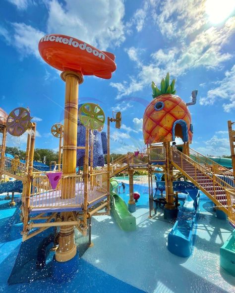 Nickelodeon Hotel, Fun Water Parks, Water Park Rides, Water Theme Park, سبونج بوب, Budget Friendly Travel, Like And Comment, Indoor Playground, Summer Bucket Lists