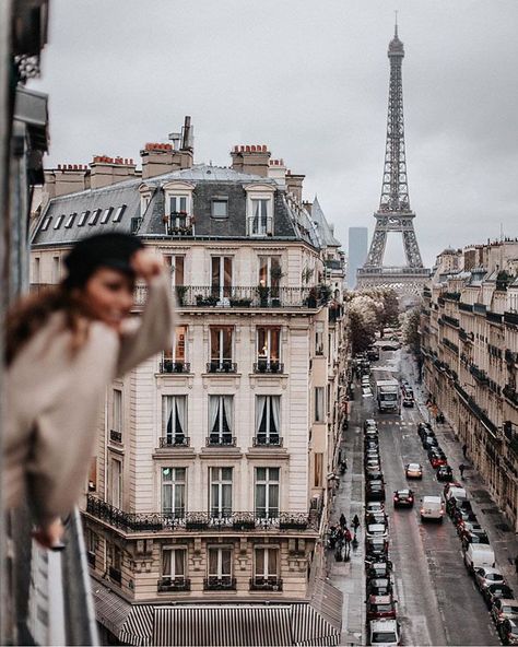 Lev Livet, Paris Jackson, Paris Aesthetic, Voyage Europe, Paris Photo, Destination Voyage, Paris Hotels, The Eiffel Tower, Paris Hilton