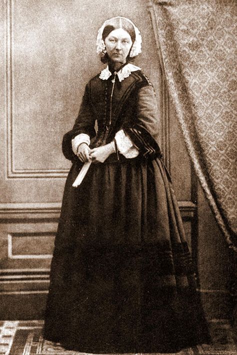 Florence Nightingale Quotes, History Of Nursing, Florence Nightingale, Vintage Nurse, Nurse Rock, Maria Callas, Tilda Swinton, Nurse Uniform, Sophia Loren