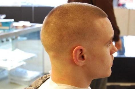 Ginger Buzzcut Men, Ginger Buzzcut, Buzzcut Ideas, Jarhead Haircut, Sam Core, Ginger Boys, Gents Hairstyles, Military Haircuts, Business Hair