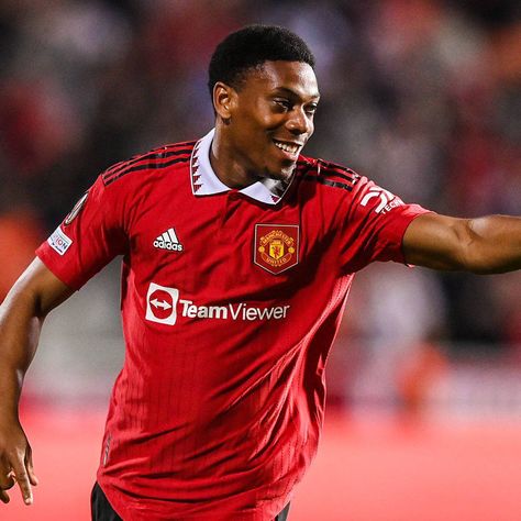 Halftime: 61': Anthony Martial subbed on ⚽—63' (Martial) 🔄⚡ Antony Martial, Anthony Martial, Southampton, Manchester United, Manchester, Sports Jersey, The Unit, Celebrities, Sports