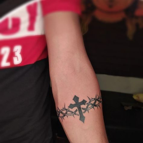 Cross Armband Tattoo Men, Cross Arm Band Tattoo, Christian Armband Tattoo, Cross Bicep Tattoo Men, Crown Of Thorns Tattoo Armband, Cross Band Tattoo, Thorn Band Tattoo, Cross Armband Tattoo, Cross Chain Tattoo