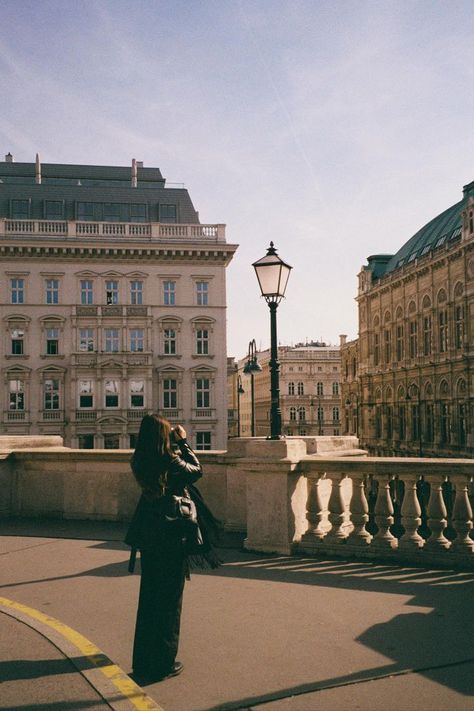 film camera vienna vintage opera albertina photography leather jacket Paris Film Aesthetic, Vienna City Aesthetic, Vienna Travel Aesthetic, Vienna Aesthetic Outfits, Vienna Picture Ideas, Vienna Photo Ideas, Wien Aesthetic, Vienna Austria Aesthetic, Vienna Austria Photography