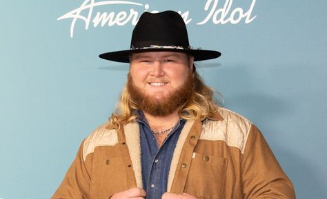 American Idol’s Will Moseley Faces Backlash for Hog Hunting Past, PETA Calls For His Elimination | American Idol, Will Moseley | Just Jared: Celebrity News and Gossip Check more at https://cherumbu.com/celebrities/american-idols-will-moseley-faces-backlash-for-hog-hunting-past-peta-calls-for-his-elimination-american-idol-will-moseley-just-jared-celebrity-news-and-gossip-cherumbu-news/ Hog Hunting, American Idol, Just Jared, Peta, Celebrity News, Hunting, Celebrities, Quick Saves