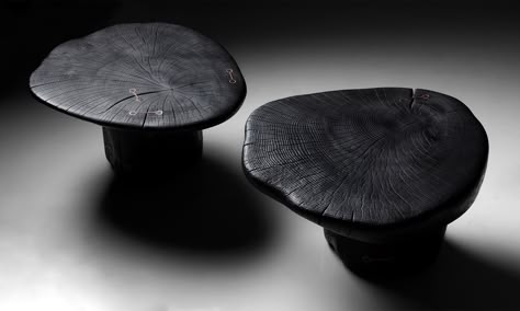 Burnt Wood Furniture, Burnt Wood Table, Primitive Homes Interiors, Crazy Furniture, Cafe Aesthetics, Wood Side Tables, Round Wood Side Table, Minimalist Furniture Design, Body Forms