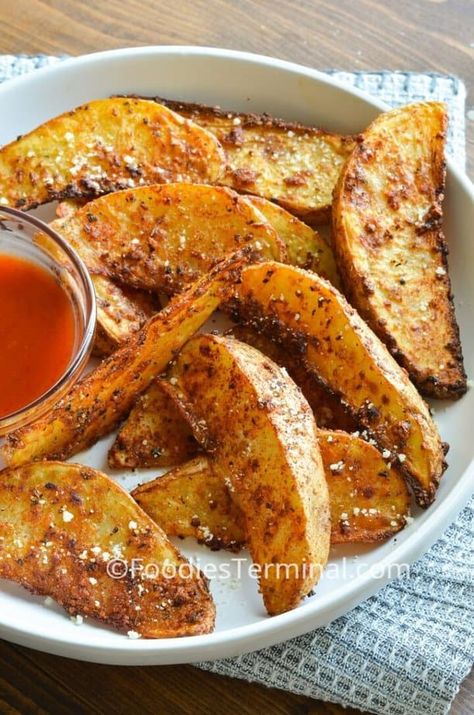 Garlic Parmesan Potato Wedges Air Fryer Garlic Parm Potatoes Air Fryer, Potato Garlic Parmesan, Air Fryer Wedge Potatoes, Air Fryer Potatoes Wedges, Parmesan Potato Wedges Air Fryer, Air Fry Potato Wedges, Potatoes Recipes Air Fryer, Potato Wedges Air Fryer, Garlic Parmesan Potato Wedges