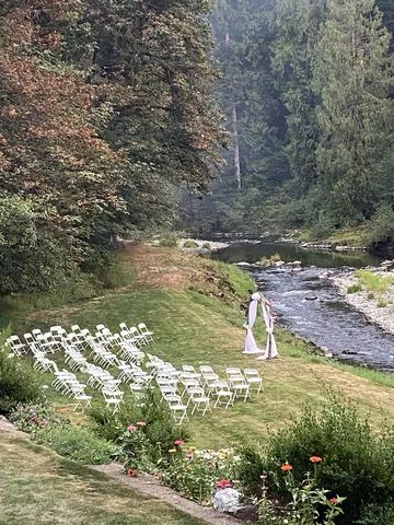 Rivers Edge B&B and Wedding Venue | Reception Venues - The Knot River Bank Wedding, Wedding Ceremony In Nature, Outside Wedding Venues Outdoor Ceremony, River Wedding Reception, Water Wedding Venues, Rural Wedding Venues, River Side Wedding Ideas, Wedding By A River, Wedding Venue Nature