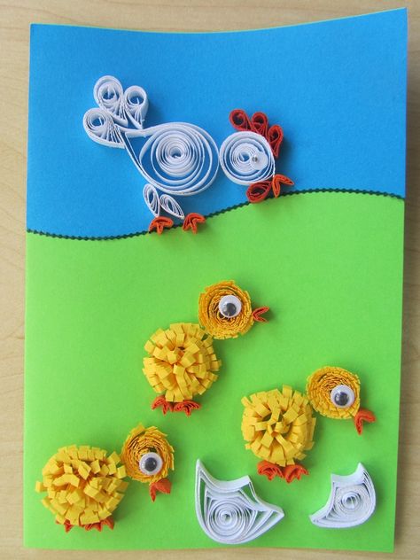 Quilling chickens Paper Quilling Chicken, Quilling Chicken, Quilling Cake, Chicken Greeting Cards, Paper Quilting, Quilled Cards, Quilling Animals, Paper Quilling Cards, Chicken Crafts