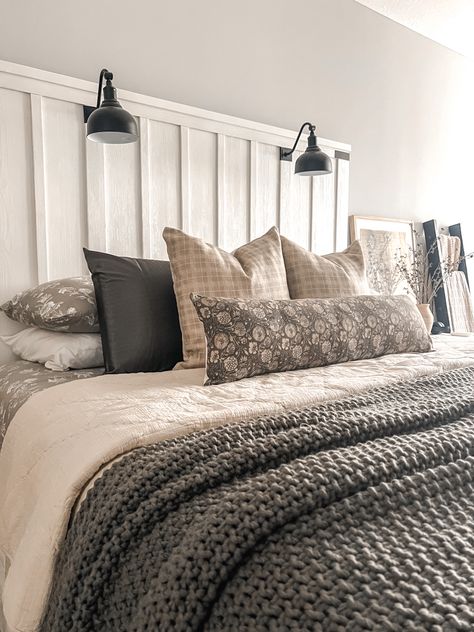 Modern Farmhouse Master Bedding, Modern Farmhouse Neutral Bedroom, Farmhouse Chic Bedding, Neutral Bedding Not White, Fall Layered Bedding, Layered Farmhouse Bedding, Rustic Modern Bedroom Master Suite, Neutral Bedding Ideas Farmhouse, Fall Master Bedding