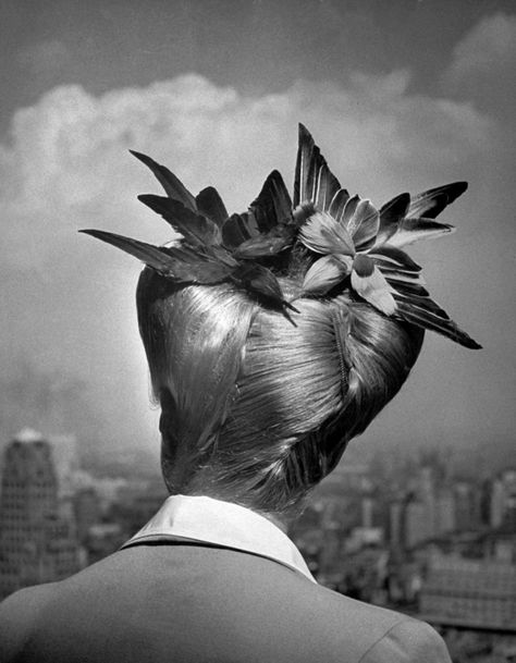 Photographer Spotlight: Nina Leen | TIME Nina Leen, Steampunk Hairstyles, Winged Victory, 1940s Hairstyles, Photo Vintage, Female Photographers, Life Pictures, Photo Essay, Weird World