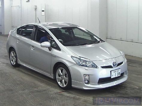 Toyota Prius Tuning, Toyota Prius Custom, Prius Custom, Prius 30, Toyota Hybrid, Car Mods, Toyota Prius, Jdm Cars, Cute Cars