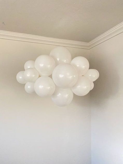 Sprinkle Decor, Cloud Baby Shower Theme, Hot Air Balloon Theme, Balloon Cloud, Cloud Party, 3d Clouds, Balloon Theme, Hot Air Balloon Party, Cloud Theme