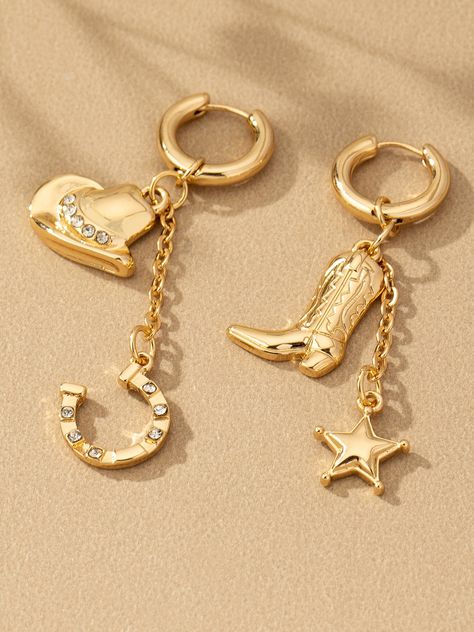 The Cowboy Charm Huggies are so cute, with a hat, horseshoe, boot, and star bedazzled in glass rhinestones! Gift these cowgirl cuties to a friend or yourself! 2.75" x .75" Western Christmas Gifts For Women, Coastal Cowgirl Jewelry, Aesthetic Gifts For Best Friend, Western Gift Ideas, Car Accessories Aesthetic, Popular Accessories, Gifts For Best Friends, Cowgirl Gifts, Cowgirl Accessories