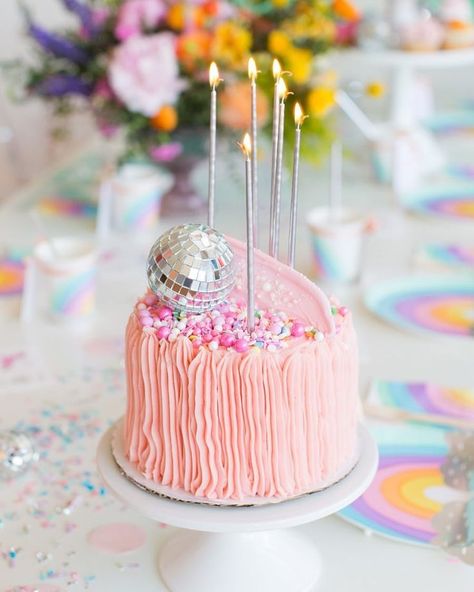 what a fun little cake for New Years! Silver Candles, Party Salad, Disco Cake, Rainbow Unicorn Birthday Party, Disco Birthday Party, Rainbow Unicorn Birthday, Magical Rainbow, Birthday Idea, Pink Party