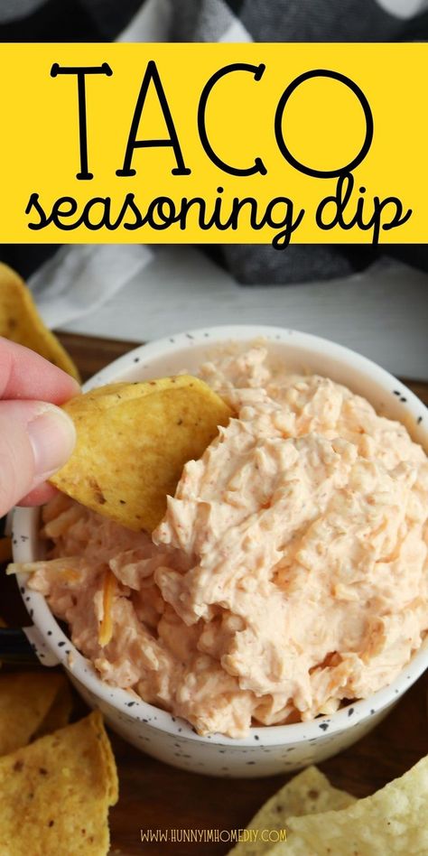 no bake taco seasoning dip with cream cheese and sour cream Taco Seasoning Dip, Easy Taco Seasoning, Cream Cheese Taco Dip, Taco Dip Easy, Chip Dip Recipes, Mexican Dip, Best Dip Recipes, Cheese Taco, Baked Dips