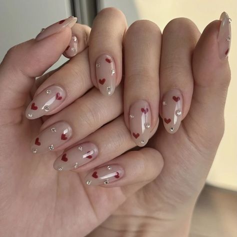 Brown Valentines Nails, Manikur Kuku, Casual Nails, Makijaż Smokey Eye, Soft Nails, Nagel Inspo, Heart Nails, Dream Nails, Funky Nails