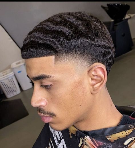 Straight Hair Waves Men, High Taper Waves, Waves Taper Fade, Curly Short Hair Men, 360 Waves Men, Medium Hair Waves, Wave Haircut, Waves 360, Straight Hair Waves