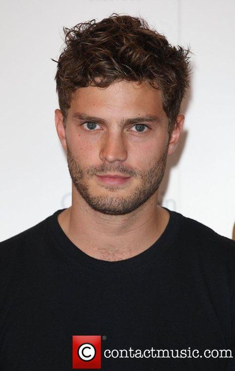 Christian Grey Jamie Dornan, Jaime Dornan, Hair Replacement Systems, Liam Hemsworth, Actrices Hollywood, Christian Grey, Fifty Shades Of Grey, Dakota Johnson, Jamie Dornan