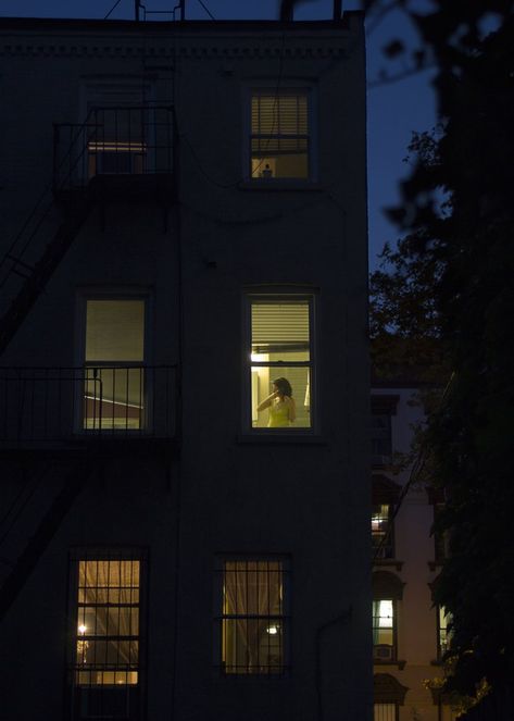 House At Night, Night Window, Window Photography, Bg Design, House Window, Dark City, Window Light, Window View, Through The Window