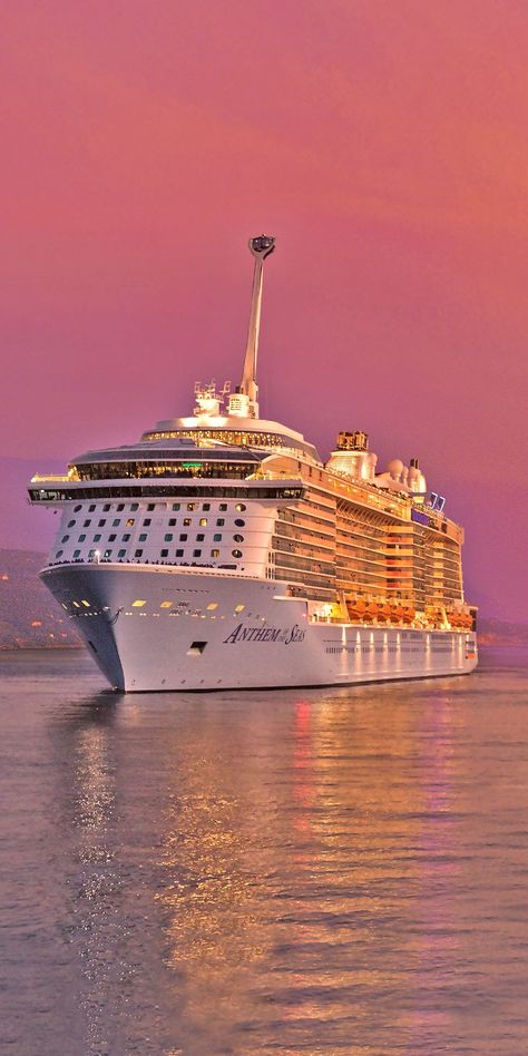 Kapal Feri, Ovation Of The Seas, South Pacific Cruise, Cruise Ship Pictures, Royal Caribbean Cruise Ship, Biggest Cruise Ship, Royal Caribbean Cruise Lines, Anthem Of The Seas, Best Cruise Ships