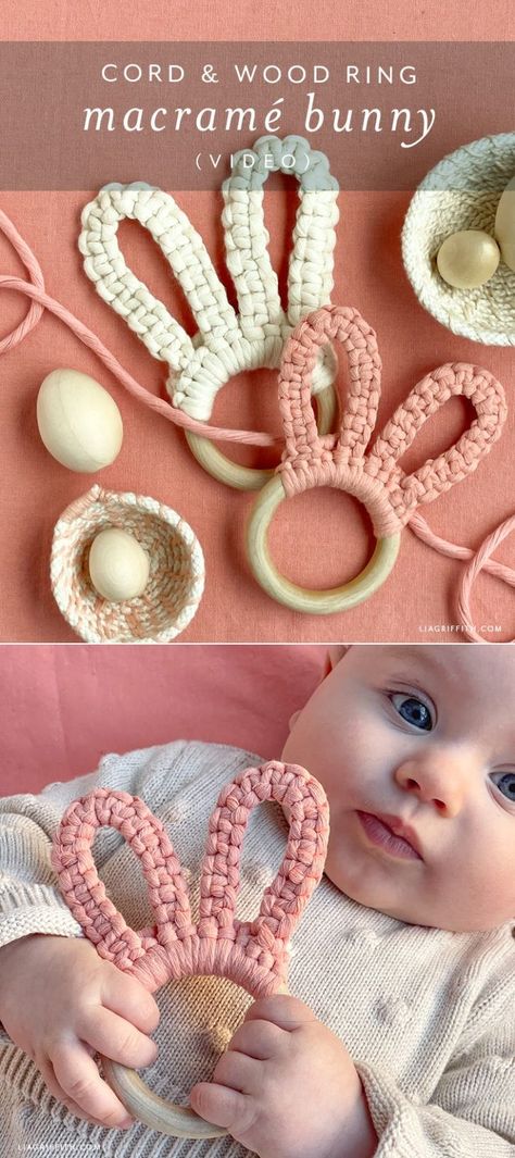 This handmade macrame bunny is an easy craft project and makes such cute decor for a kid's bedroom, play room, or nursery. Wood Teethers Diy, Macrame Baby Toys Tutorial, Macrame Teether Diy, Macrame Bunny Tutorial, Easy Diy Baby Gifts, Macrame For Kids Easy, Diy Cadeau Bebe, Wood Ring Crafts, Makramee Baby Diy