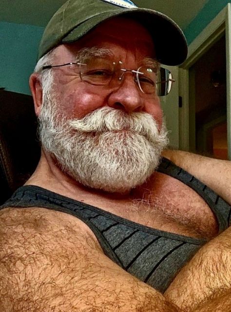 Chubby Guy Reference, My Type Of Man, Big Bearded Men, Big Beards Men, Dad Bodies, Old Man Pictures, Moustaches Men, Handsome Bearded Men, Beard Boy