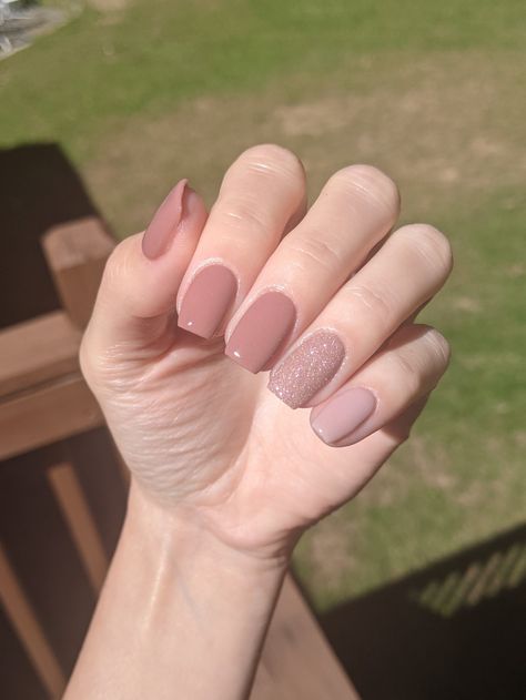 Elegant Touch Nails, Unghie Nail Art, Hello Nails, Subtle Nails, Beauty Nails Design, Simple Gel Nails, Minimal Nails, Casual Nails, Work Nails