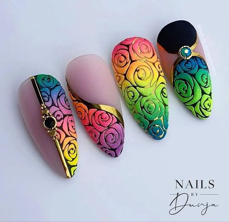 Beach Nails Art, 2023 Beach, Neon Nail Art, Beach Nail Art, Summer Nail Colors, Nagellack Trends, Art Deco Nails, Rose Nail Art, Nail Art Techniques