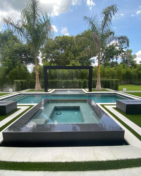 Isn’t she lovelyyyyy 🎶 🤩 isn’t she beau ti full 🎶 Take the tour ⭐️📸 @homesbythesun . . . #floridahomes #hometours #modern #realestate #orlando #pool #poolparty #patio #design #winterpark #orlandoliving Vertical Pool Layout, Pool Privacy Wall, Dark Pool Aesthetic, Modern Pool Ideas, Backyard Patio Designs With Pool, Modern Pool Designs, Black Bottom Pools, Gunite Pools, Modern Pool Design